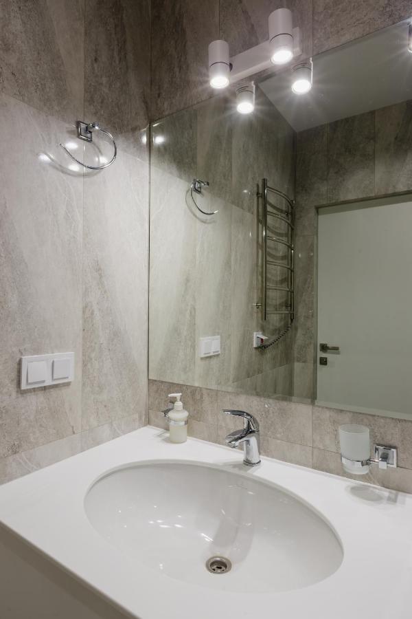 Studio Viktory 5 В, 21 Floor, Kyiv Exterior photo